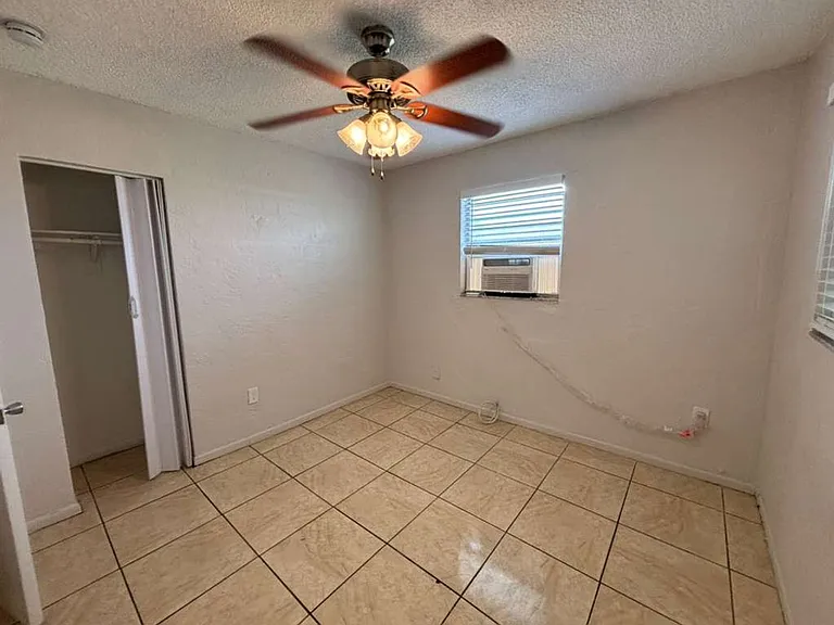 14120 NW 24th Ct — Photo 18