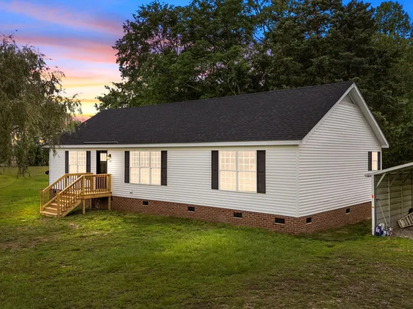 3109 Swift Creek School Road, Whitakers, NC 27891