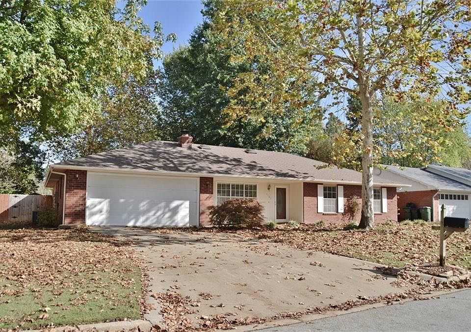 1st image of 1101 N Cardinal Dr