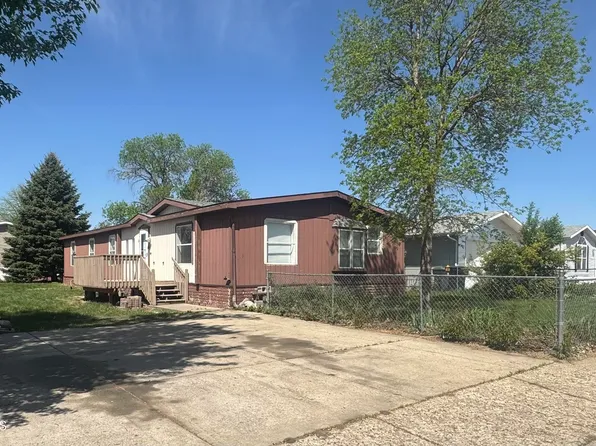 1309 8th Ave SE, Mandan, ND 58554