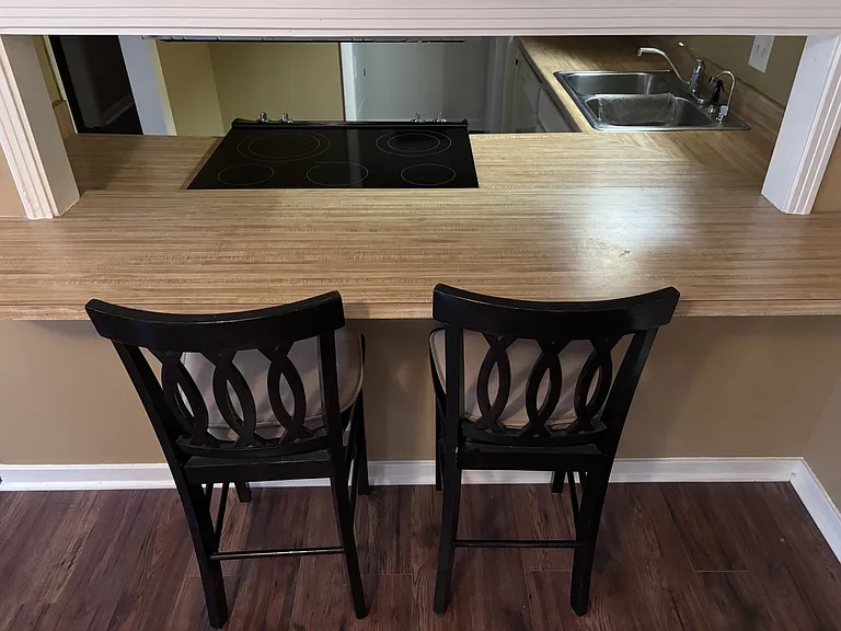 220 Harpers Mill Ct — Photo 6