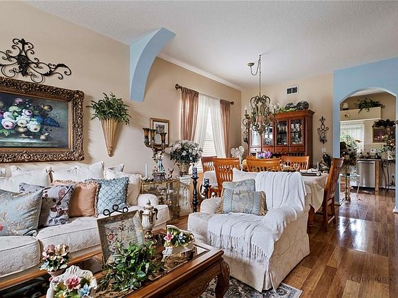 5th image of 4944 Trinidad Dr