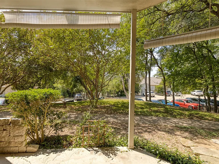 2450 Wickersham Ln #M1311 — Photo 9