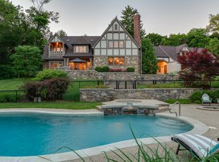 1040 Inkster Ave, Kalamazoo, MI 49008