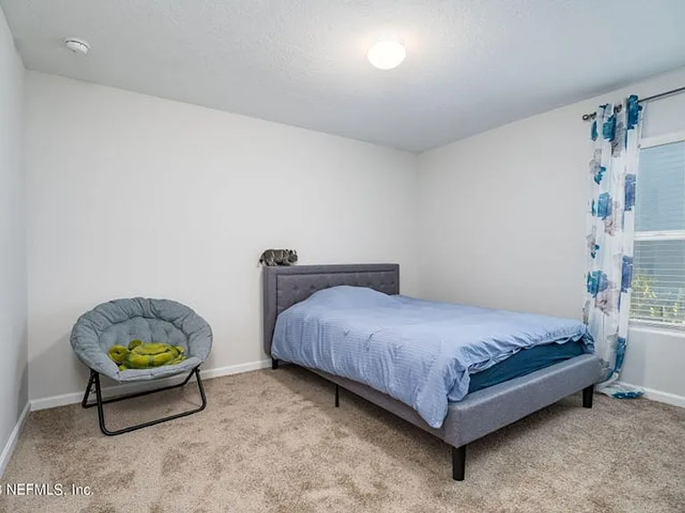 581 Meadow Ridge Dr — Photo 15