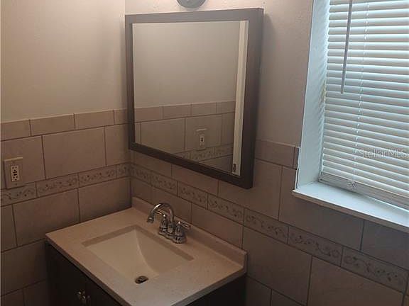 5th image of 3140 Cloverplace Dr #144