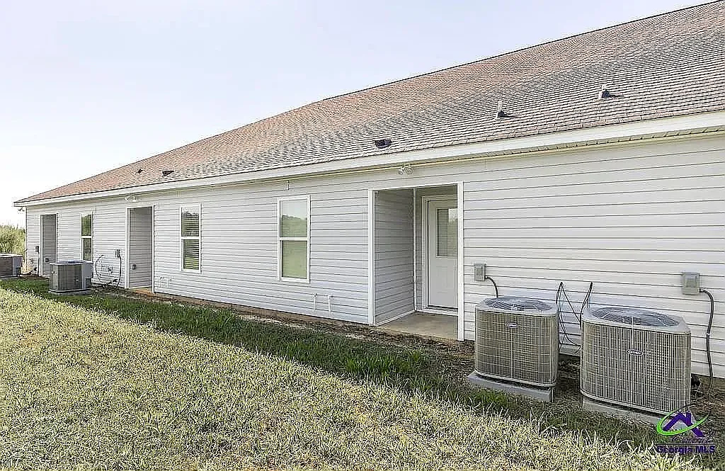 32 Ashford Way — Photo 4