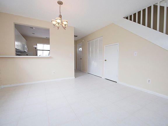 5th image of 13521 Indian River Drive #1007