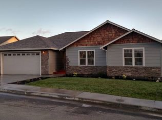 3249 Kenmar Rd, Fortuna, CA 95540