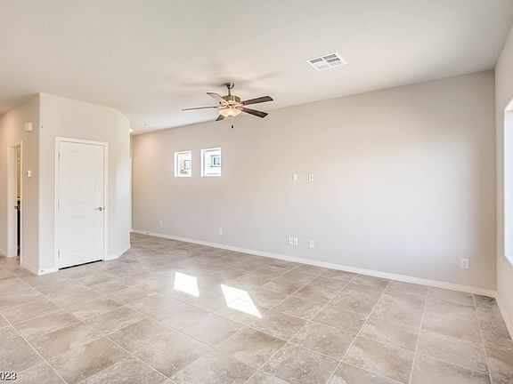 4th image of 435 Blue Lark Dr #145