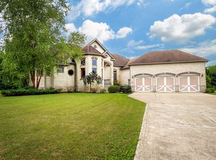 10165 Sanctuary Dr, Brownsburg, IN 46112