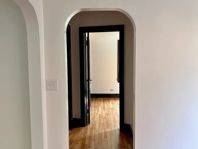 1210 Meriwether St — Photo 8