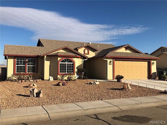 2nd image of 3942 N Diamond Dr