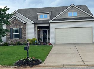 454 Wolfbend Rd, Woodruff, SC 29388