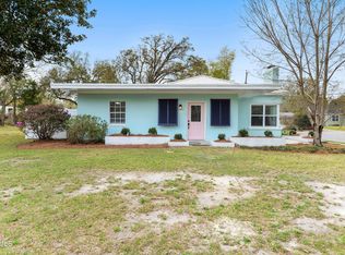 1015 E Cherokee Ave, Ocean Springs, MS 39564