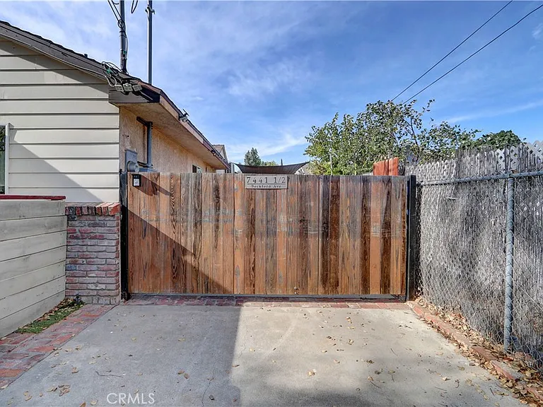 7441 Beckford Ave #1/2 — Photo 7