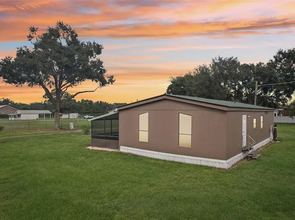 4708 Gallagher Rd, Plant City, FL 33565