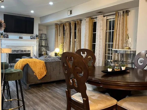 9715 Lake Pointe Ct APT 302, Upper Marlboro, MD 20774