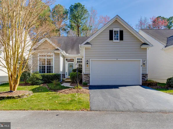9 Freeport Ln, Berlin, MD 21811