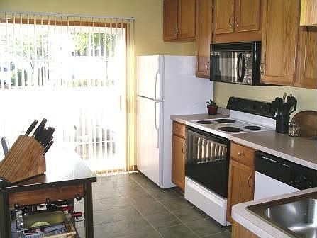 2nd image of 15931 Firtree Dr