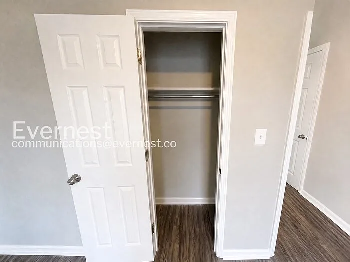 320 Donna Dr — Photo 18