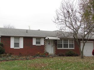 118 Surrey Ln, Bethalto, IL 62010