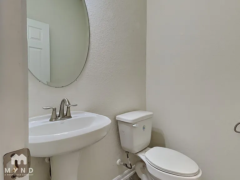 1706 Claire Creek Ct — Photo 10