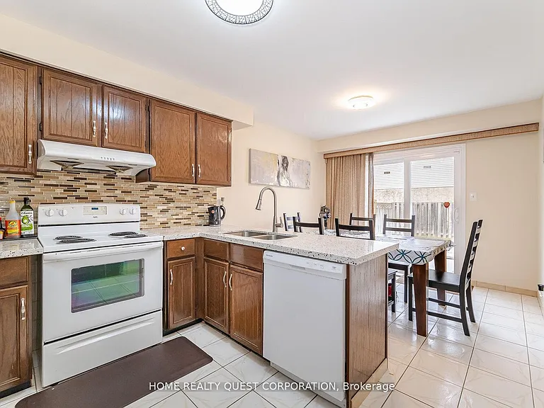 1722 Princelea Pl #B — Photo 6