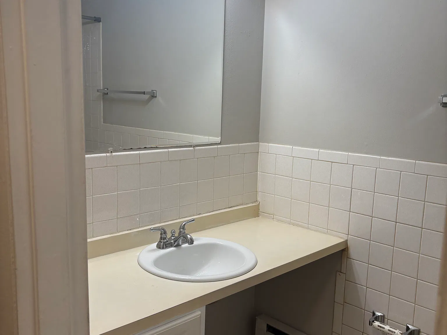 1 bed, 700 sqft, $1,095 — Photo 2