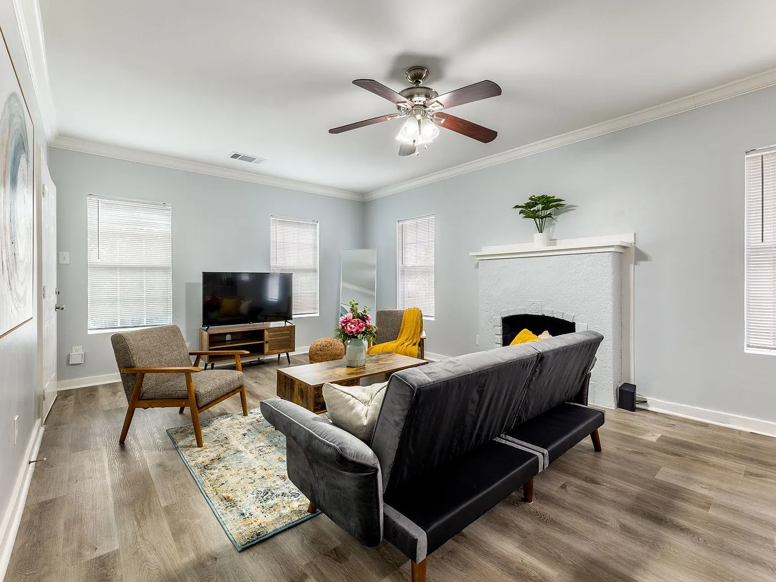 2 bed, 2.0 bath, 1266 sqft, $1,650 — Photo 3