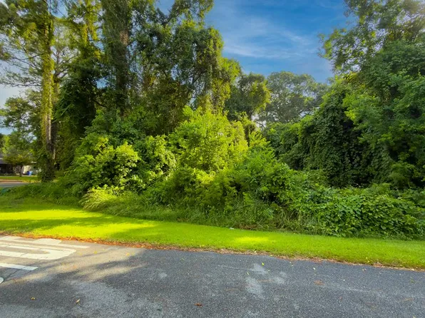 237 Jacobi Oneal Ln, Apalachicola, FL 32320
