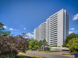 10 Parkway Forest Dr #1701, Toronto, ON M2J 1L3