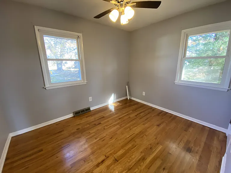 2761 Skeies Dr — Photo 8