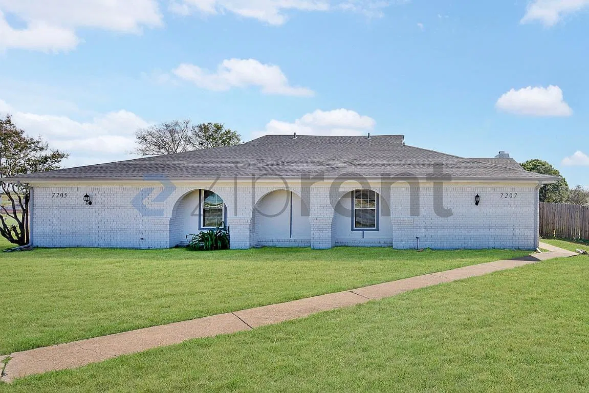 Lake Country Estates Addition — Photo 1