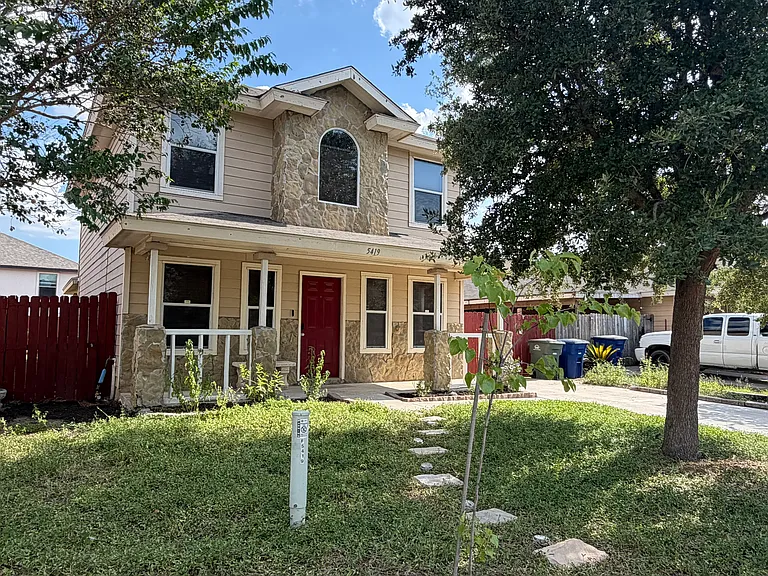 5419 Lost Hills Trl — Photo 2