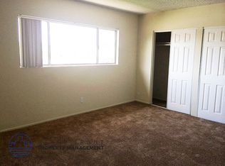 924 Larch St., Inglewood, CA 90301