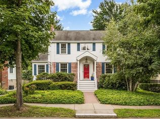 98 Oakdale Rd, Newton, MA 02461