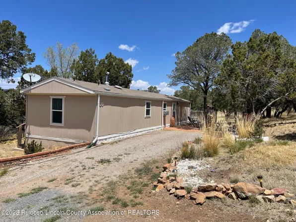 109 Sky Vw, Capitan, NM 88316