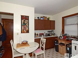 908 E Gorham St APT 2, Madison, WI 53703