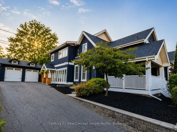 56 Machell Ave, Aurora, ON L4G 2R7