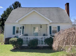 128 Clover Rd, State College, PA 16801