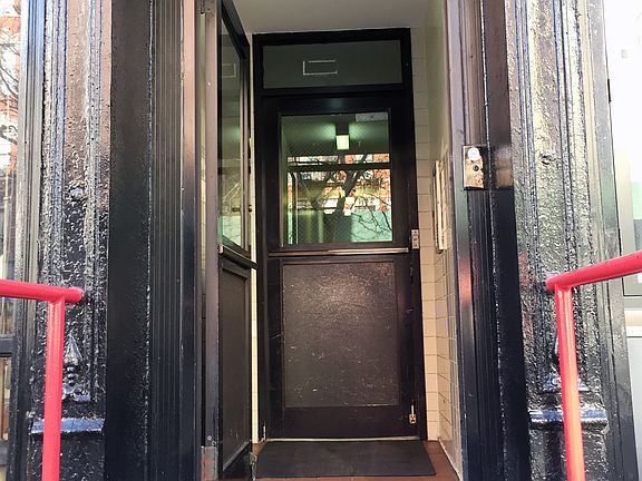 3rd image of 98 Avenue C APT 5D