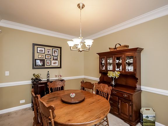 5th image of 8928 Arbor Creek Dr