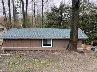 8891 Yoder Dr, Farwell, MI 48622