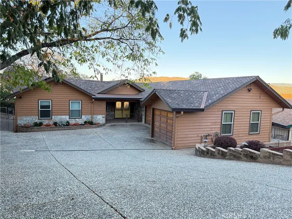 5360 Treasure Hill Dr, Oroville, CA 95966