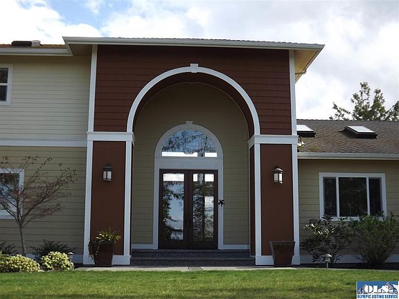 4th image of 10 Park Forest Dr