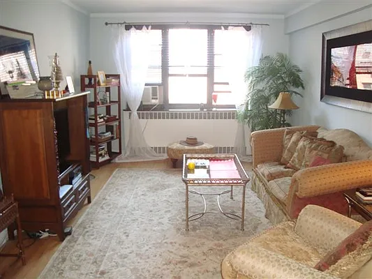 Sold by Benjamin Realty Since 1980 | media 25