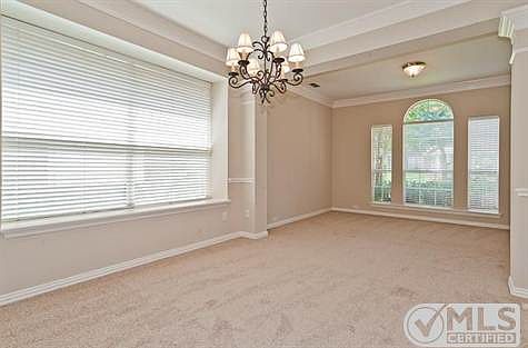 4th image of 8704 Berwick Dr