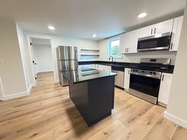 20-22 Poirier Pl #4, Burlington, VT 05408