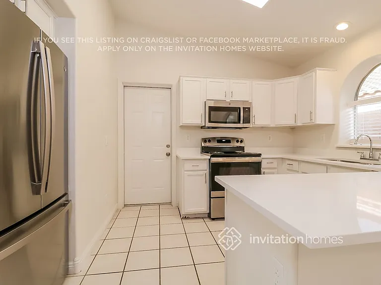 2449 N 125th Ln — Photo 5